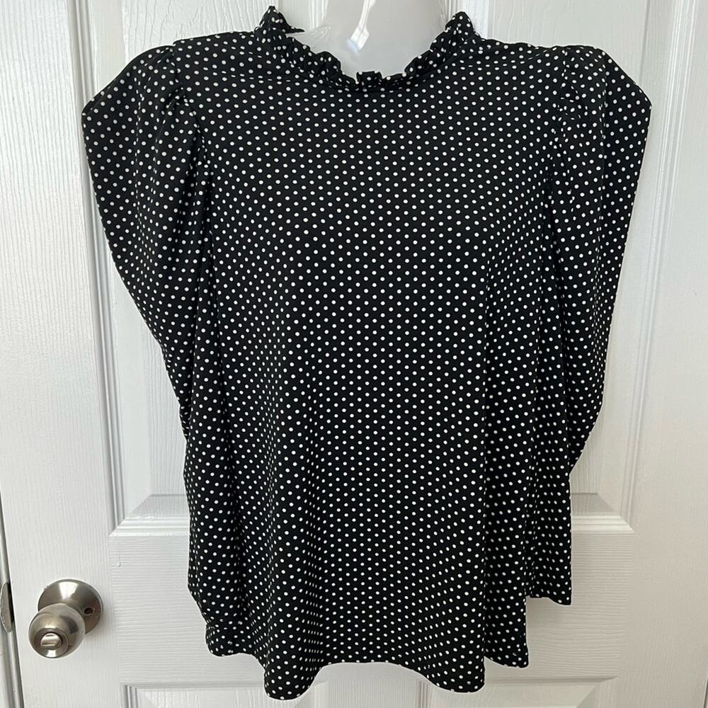 NWT CECE Puff Long Sleeve Polka Dot Top. S